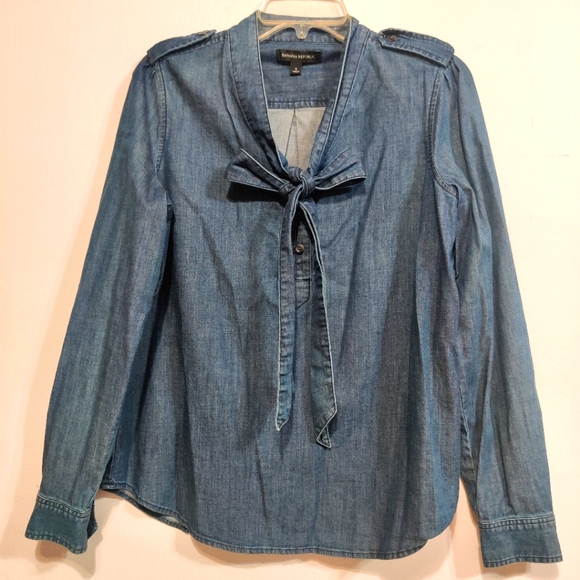 Banana Republic Tops - Banana Republic Shirt Blue Denim Tie Neck Button Down Popover Top